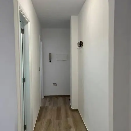 Central Small Jewel With 1br In Los Cristianos * أرونا