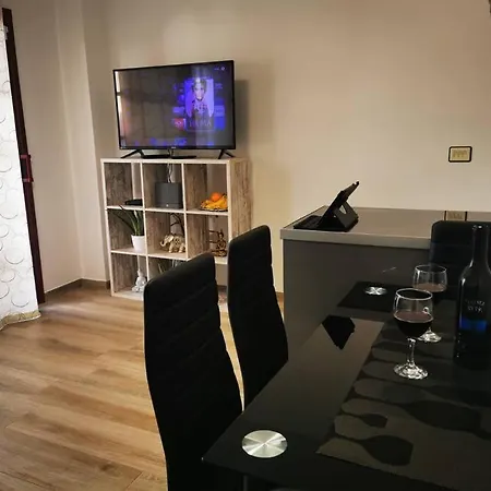 Central Small Jewel With 1br In Los Cristianos * Arona