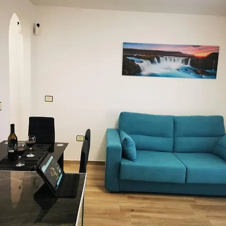 Central Small Jewel With 1br In Los Cristianos Apartment *